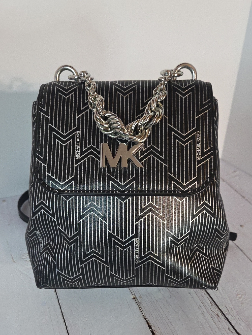 Michael Kors Mott 2-in-1 Messenger Chain Strap Backpack